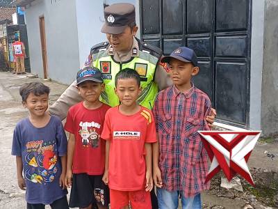 Giat Anggota Polsek Karangsambung - PoliceTube