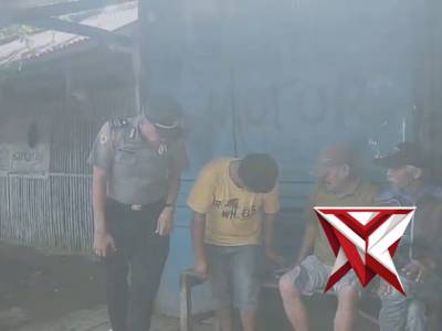 Plh Kapolsek Tajinan AKP Eko laksanakan dialogis dengan masyarakat Kec Tajinan - PoliceTube