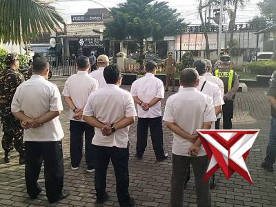 Apel siaga - PoliceTube