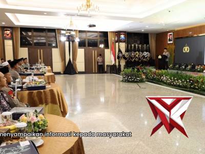 Buka puasa - PoliceTube