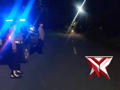 Patroli Blue Light - PoliceTube