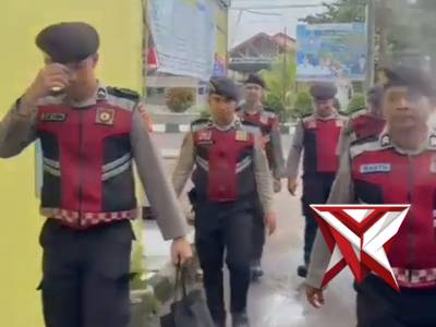 Jum'at Berkah Sat Samapta - PoliceTube