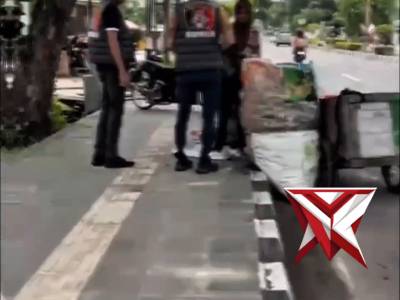Jumat Berkah Sat Reskrim Polres Muba - PoliceTube