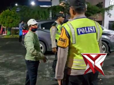 Guna ciptakan situasi kamtibmas tetap kondusif di wilayah Kecamatan Barat, Polsek Barat melaksanaka - PoliceTube