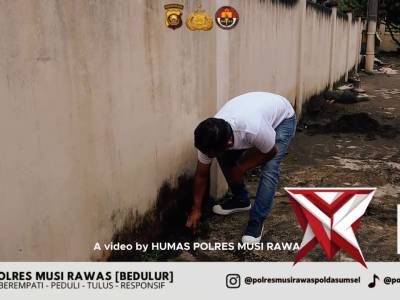 Kurve di Polres Mura - PoliceTube