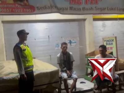 Polsubsektor Gerih melaksanakan, patroli malam dan sambang dialogis - PoliceTube