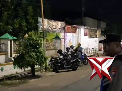 Pengamanan Sholat Tarawih Polres Sumenep - PoliceTube