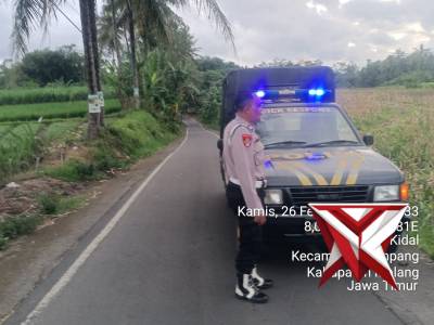 Patroli Antisipasi Balap Liar di Pandanajeng Kecamatan Tumpang - PoliceTube