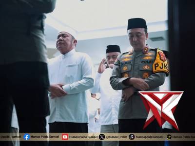 Kapolda sumsel gelar safari Ramadhan - PoliceTube