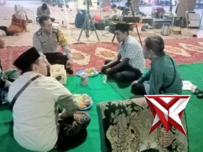 Menyapa warga - PoliceTube