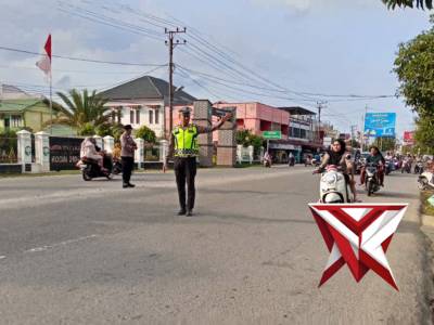 PENGATURAN LALU LINTAS - PoliceTube