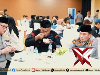 *Gelar Buka Puasa Bersama Awak Media, Kapolda Sumsel Tegaskan Kemitraan Strategis* Palembang - Kapo - PoliceTube