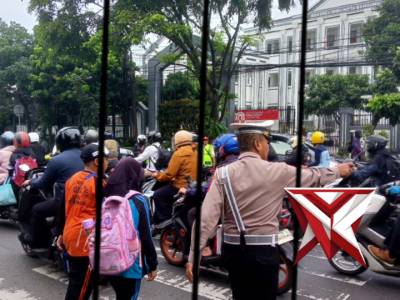 Yanmas pagi - PoliceTube