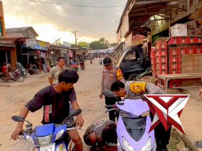 Bhabinkamtibmas Polsek Tungkal Jaya Sebagai Penolong Masyarakat - PoliceTube