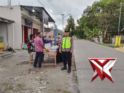 Patroli Ngabuburit Polsek Kuwarasan