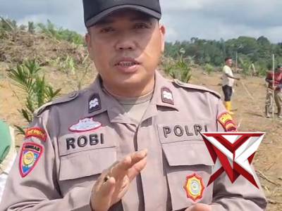 Penanaman Jagung - PoliceTube