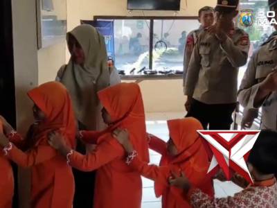 Polisi sahabat anak - PoliceTube