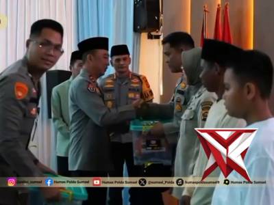 Safari Ramadhan Kapolda Sumsel Perkuat Kamtibmas Kota Palembang

Palembang - Polda Sumatera Selatan