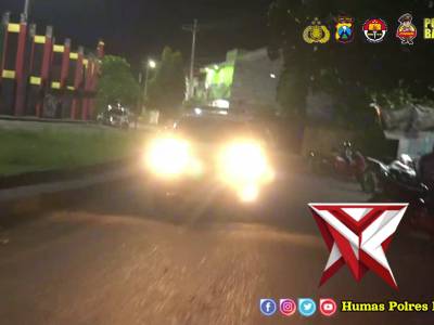 Sat Samapta Polres Bangkalan melaksanakan patroli malam