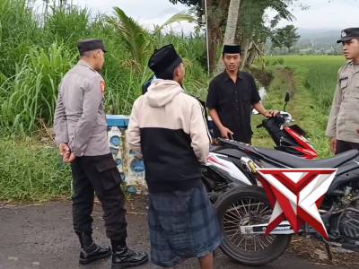 PATROLI NGABUBURIT POLSEK MAESAN - PoliceTube