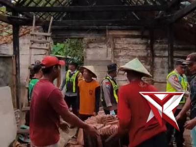 Forkopimcam Banjarejo Peduli Korban Tanah Ambles