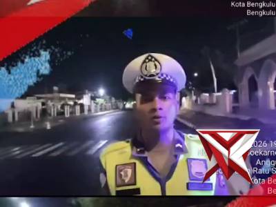 *Patroli Blue Light Satlantas Polresta Bengkulu Amankan Arus Lalu Lintas Sholat Isya dan Tarawih*