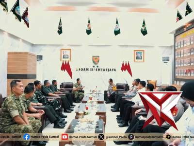 Kapolda Sumsel Laksanakan Lawatan Kerja ke Pangdam II/Sriwijaya Perkuat Sinergitas TNI-Polri