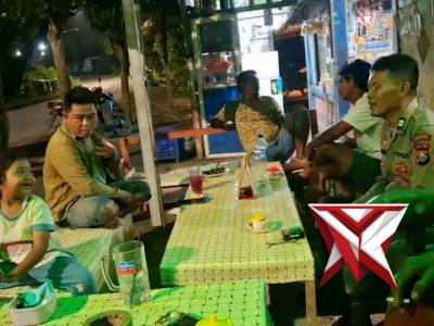 Diallogis dengan warga