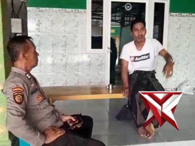 Patroli Dialogis Bhabin Polsek Ujungpangkah Sambang Warga