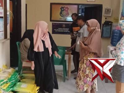 Beras murah di Polsek kelapa