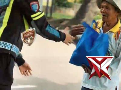 Jumat Berbagi Yang dilakukan Sat Lantas Polres Muba