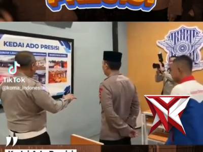 Kapolri Listyo sigit prabowo menyambangi kedai ado presisi, sebuah ruang sederhana yang berada disam