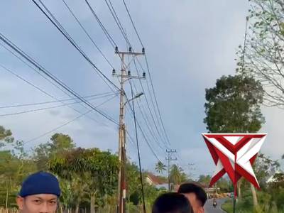 Si Keu Polres Pagar Alam Berbagi Takjil Kepada Masyarakat Kota Pagar Alam