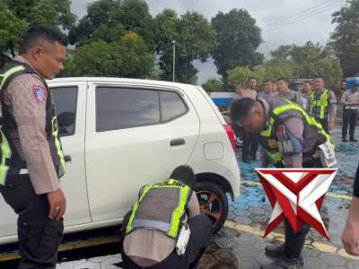 TIM BUROQ SATLANTAS POLRES JOMBANG - PoliceTube