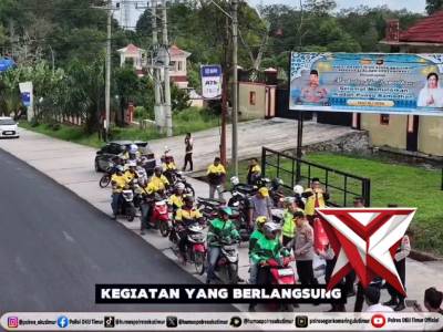 Berbagi Takjil ke Ojek Online Polres OKU Timur.
