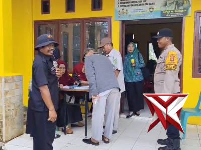 Bhabinkamtibmas Hadiri Pendaftaran Ketua RT Di Desa Binaan