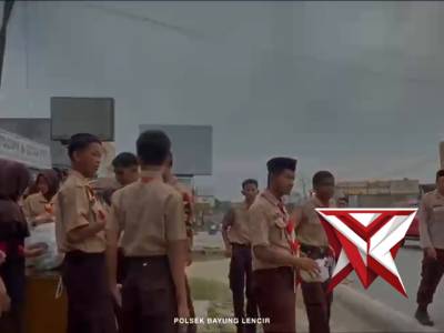 Pengaman tarawih di masjid al muhajirin kota sekayu - PoliceTube