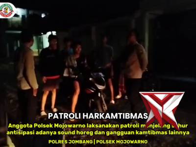 Patroli Polsek Mojowarno antisipasi gangguan kamtibmas menjelang sahur