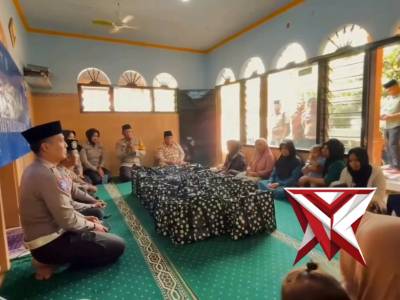 HADIR BERBUAT DAN BERMANFAAT 

Kasatlantas Polres Bangkalan AKP Febry Hermawan, S.Tr.K., S.l.K., M.H