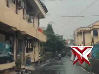 Biasanya sibuk mengungkap kasus, sore ini jajaran Satreskrim Polres Lubuk Linggau turun ke jalan unt - PoliceTube