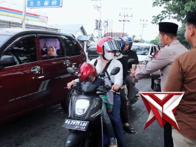 Wujud Kepudilian di Bulan Ramadhan, Polres Tapin Laksanakan Pembagian Takjil