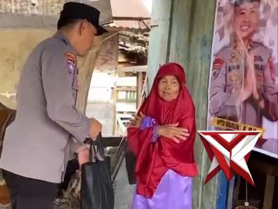 2 Jum'at Berkah Polsek Sungai Lilin Polres Musi Banyuasin - PoliceTube