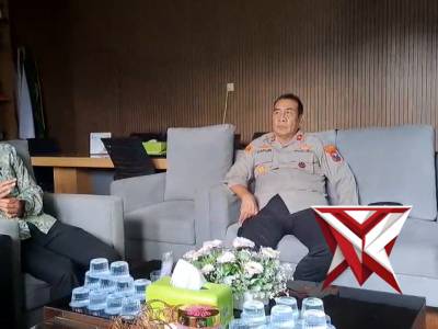 Silahturahmi dan Menjalin Hubungan Baik Kapolsek Turen Polres Malang - PoliceTube