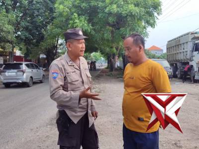 Himbauan Pengemudi Truck agar tertib dan disiplin lalu lintas