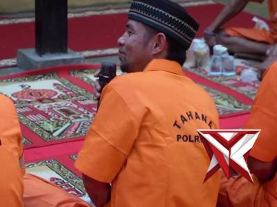 Giat buka puasa bersama dipolres oki - PoliceTube