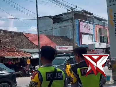 Polsek Belitang I melaksanakan giat Patroli