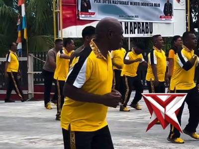 SENAM BERSAMA PERSONEL POLRES SARMI DAN BHAYANGKARI - PoliceTube