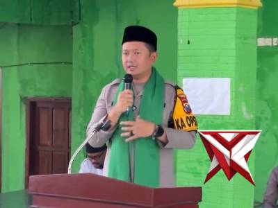 Safari Ramadhan Polres Magetan di Ponpes Al Hidayat Karas ?? 

Kapolres Magetan bersama jajaran me