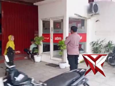 POLSEK BALONGPANGGANG: PATROLI OBVIT