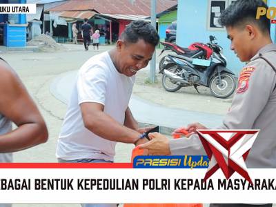 Polda Maluku Utara Gelar Aksi Sosial, Bagikan Makanan di Pelabuhan Feri dan Speedboat